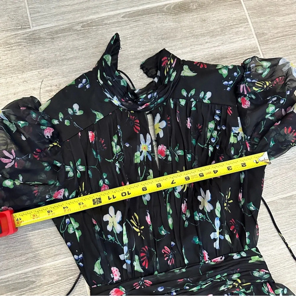 NEW Mac Duggal 67942 Lace Up Back Black Floral Gown Sz 0 - Picture 4 of 7